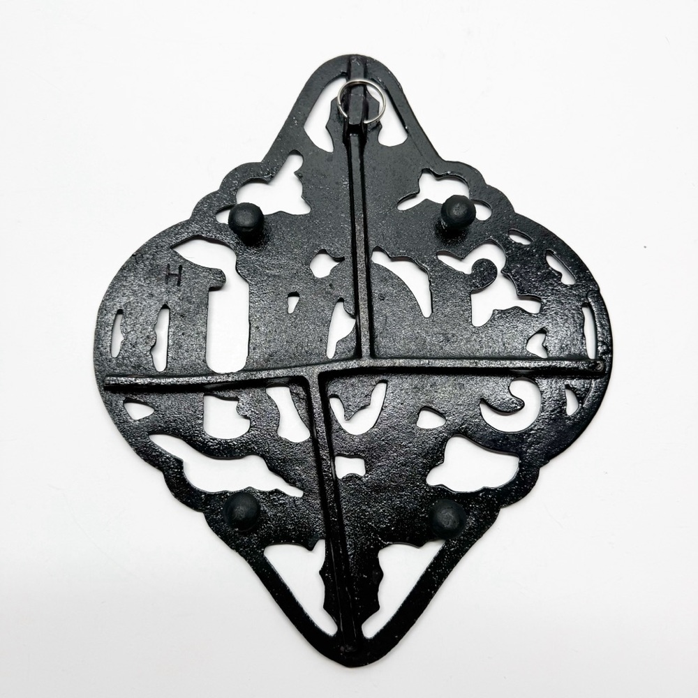 Vintage Avon Jolly Holly Joy Cast Iron Trivet - Picture 4 of 6